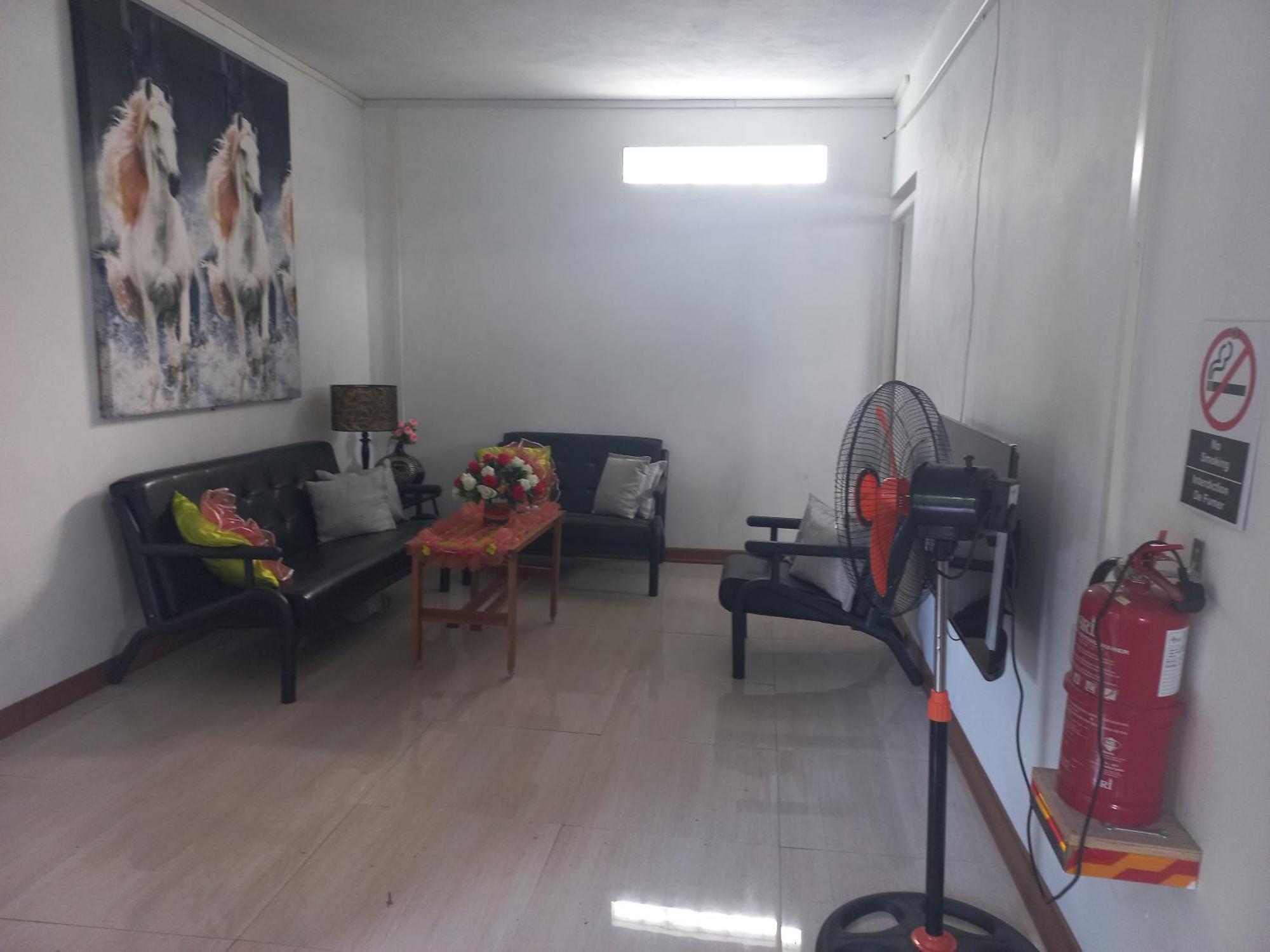 Open Air Cafe & Apartments Port Louis Phòng bức ảnh